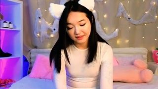 Amateur webcam asian girl