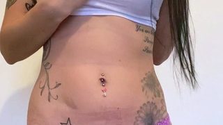 PUSSY BABE BRUNETTE masturbating
