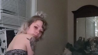 amateur amali2015 flashing ass on live webcam