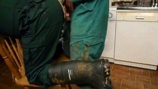 Twink Amateur Bareback IV